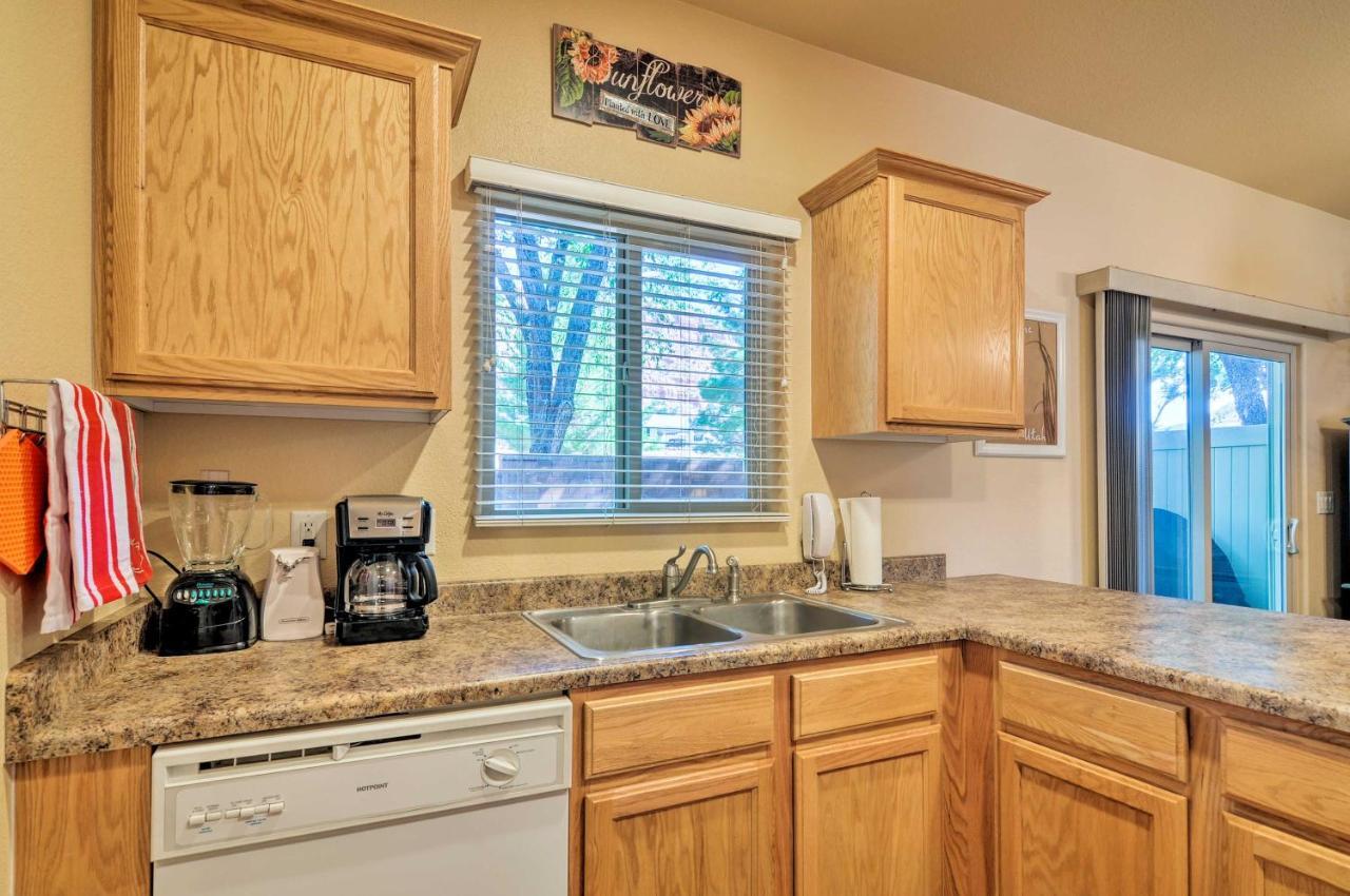 Kanab Condo With Pool And Ac Less Than 1 Mi To Attractions! エクステリア 写真